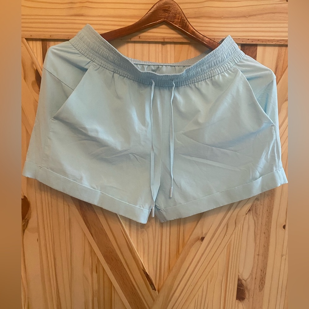 ❤️LULULEMON SHORTS❤️